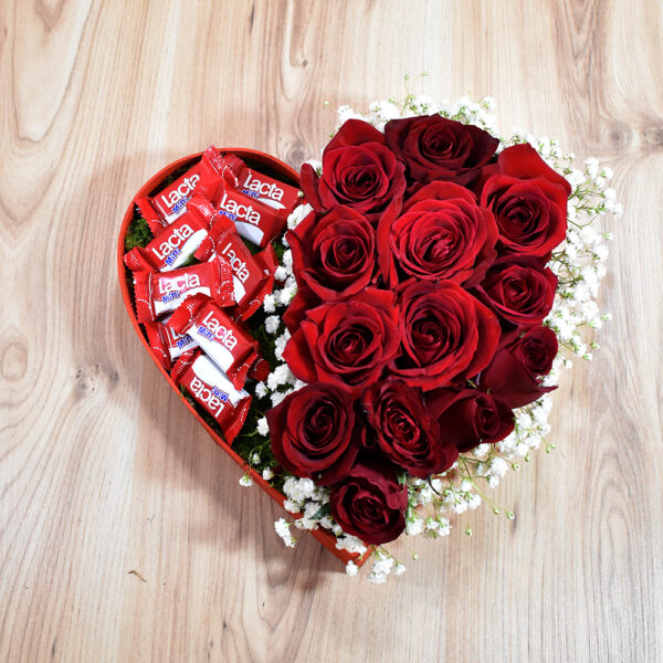 Heart with red roses  and chocolates